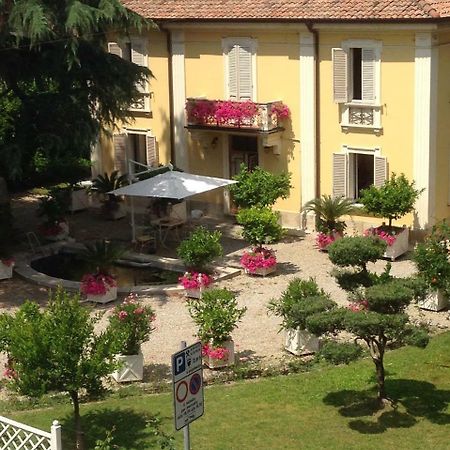 Bed and Breakfast Via Mazzini Баццано Экстерьер фото