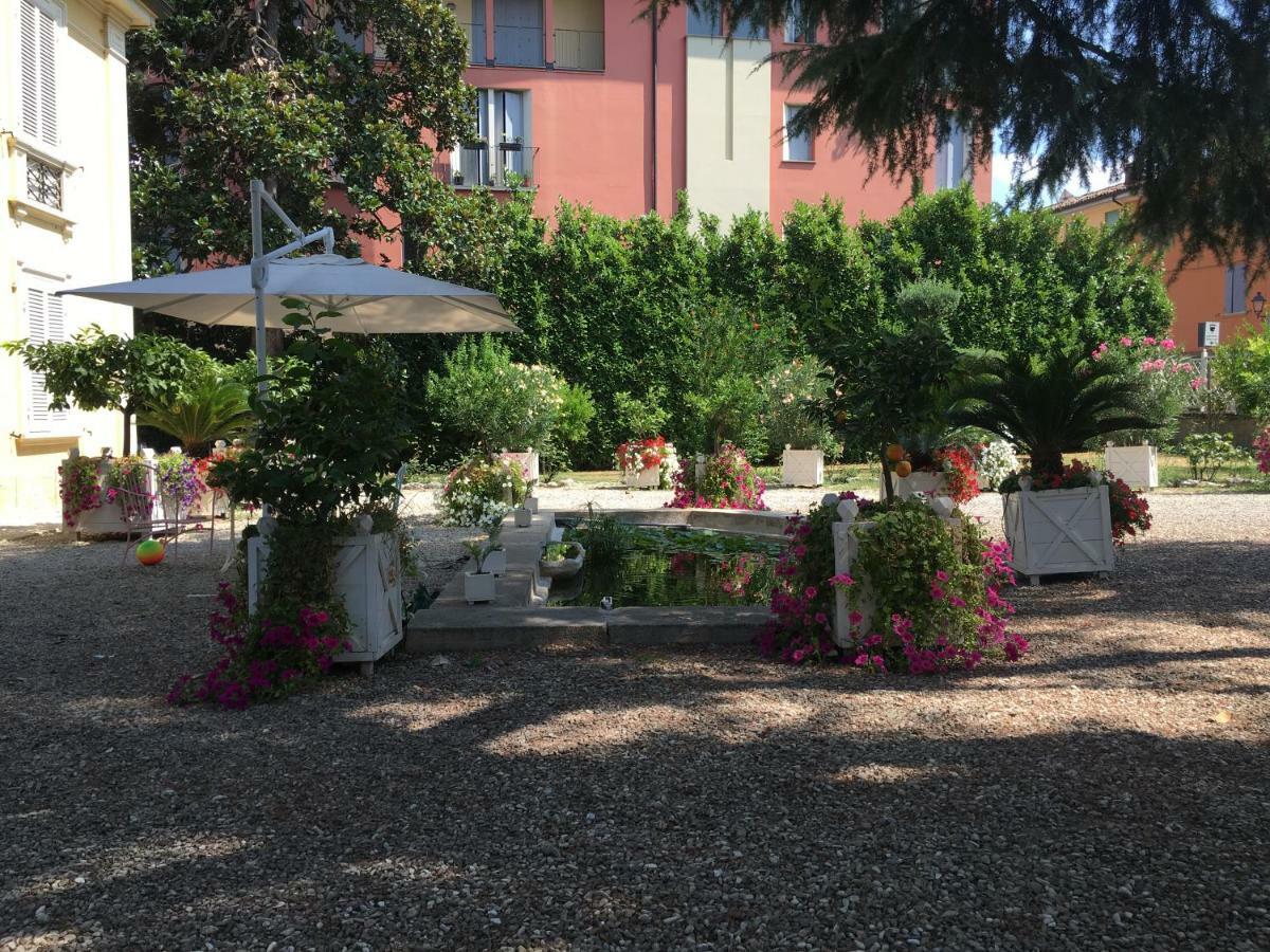 Bed and Breakfast Via Mazzini Баццано Экстерьер фото